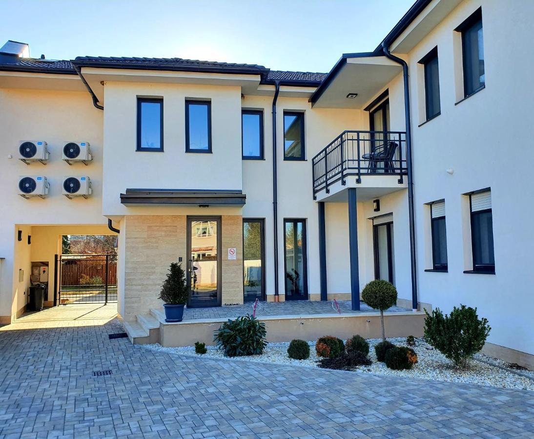 Maya Apartment Sárvár Exterior foto